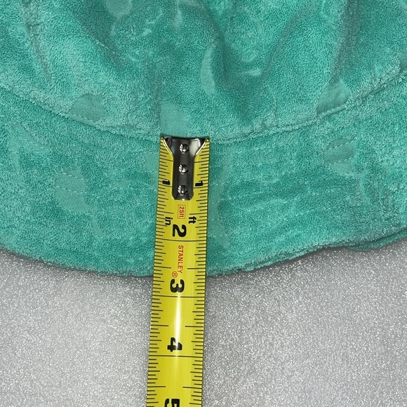 🆕 Disney Parks Bucket Hat Disney Characters Plush/Terry Green One Size - Picture 12 of 16